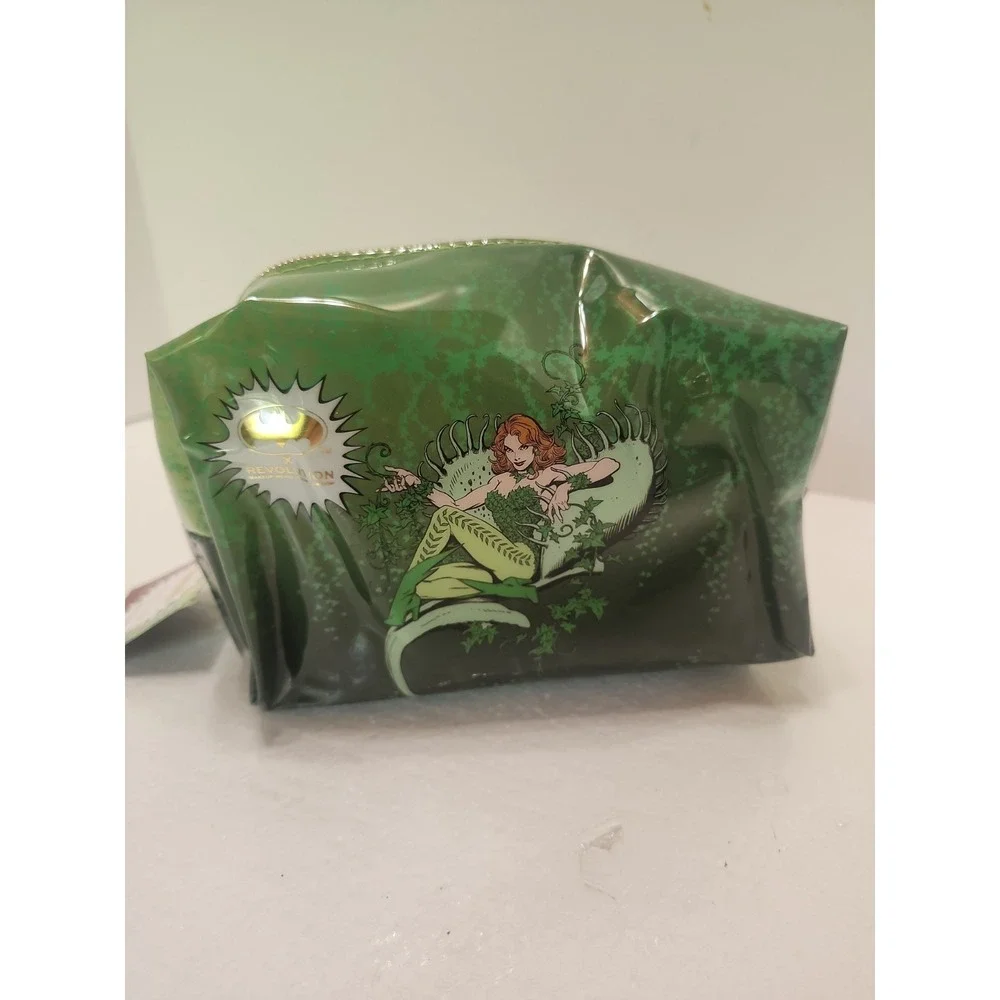 Revolution x DC Universe cosmetic bag 7 X 4‎ X 3 Inches Harley Quinn/Poison Ivy